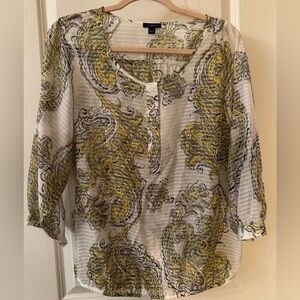 Ann Taylor Women's Yellow and Gray Paisley Blouse Extremely lightweight